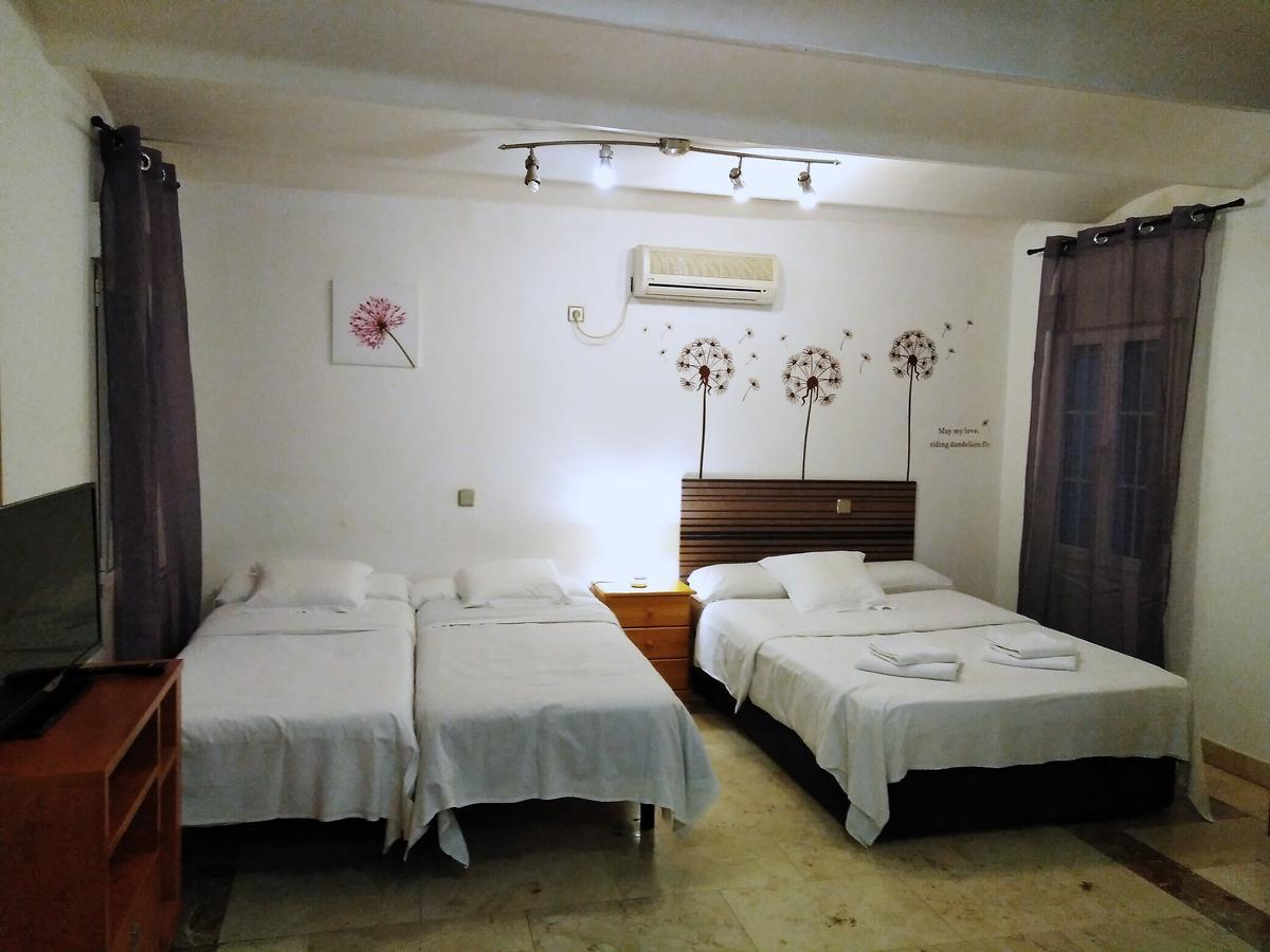 Santa Ana Apartamento Madrid Luaran gambar