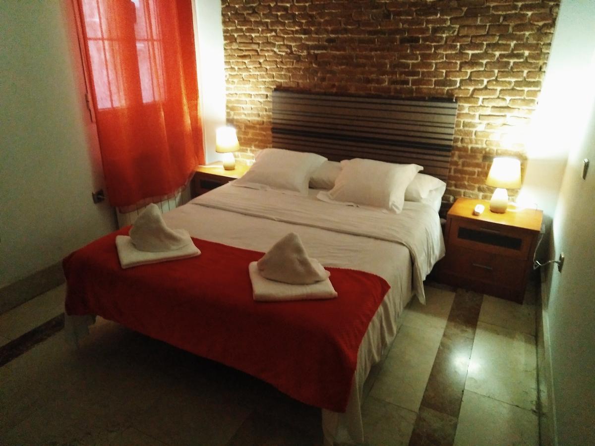 Santa Ana Apartamento Madrid Luaran gambar