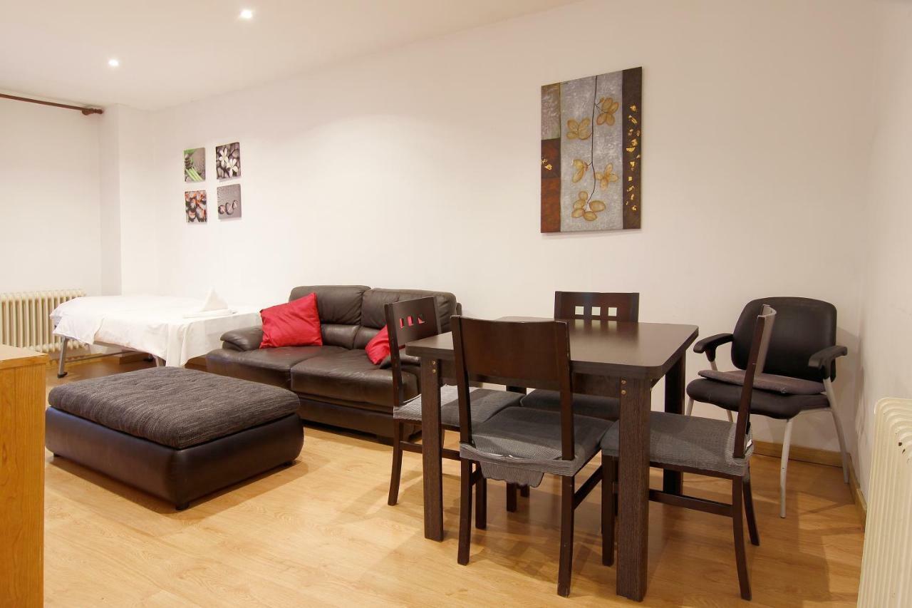 Santa Ana Apartamento Madrid Luaran gambar
