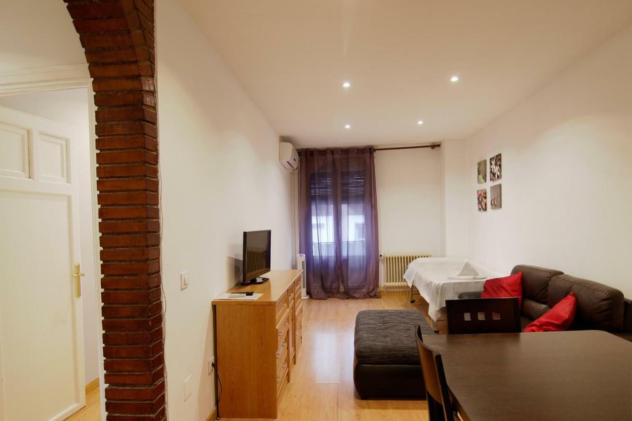 Santa Ana Apartamento Madrid Luaran gambar